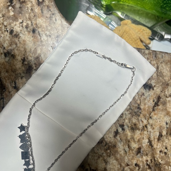 Silver Gucci Charm Butterfly and Heart Necklace, dust bag included - Picture 4 of 7